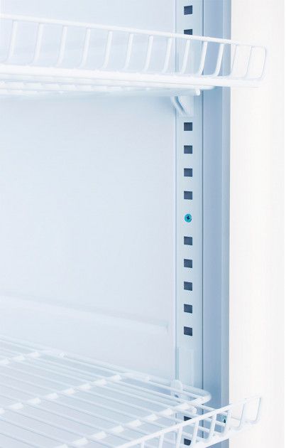 Холодильный шкаф Wirlpool ADN 221/2 