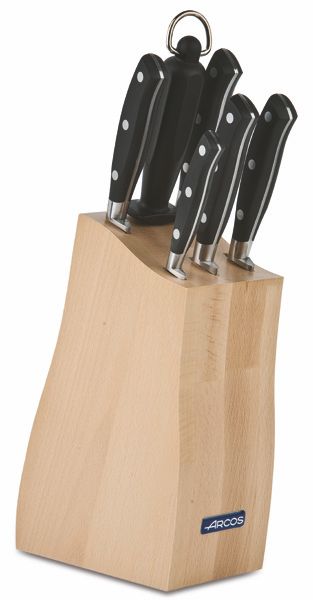 Ножи Аркос в деревяной подставке