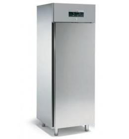 Морозильный шкаф SAGI FD70B