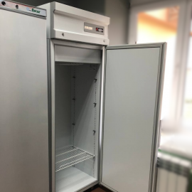 Холодильный шкаф Polair СM105-S б/у - 8