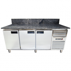Холодильный стол с гранитной столешницей (с бортом) Техма СХ3Д1Б20-Г-Т (1860/700/850)