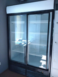Холодильна шафа UBC SUPER LARGE б/в  